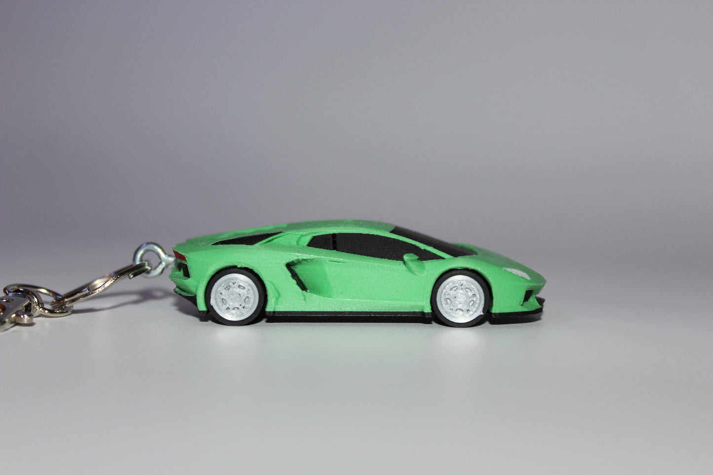 Lamborino Aventor (Green)